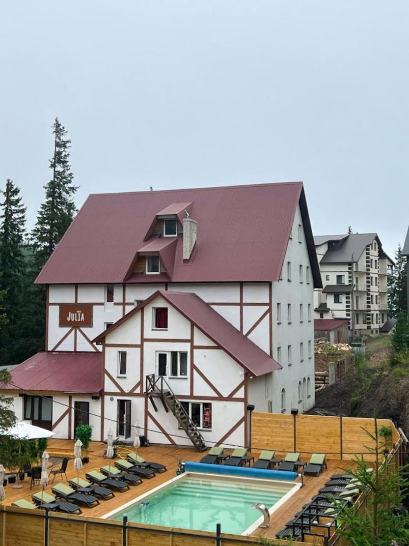 Julia Hotel Драгобрат Екстериор снимка